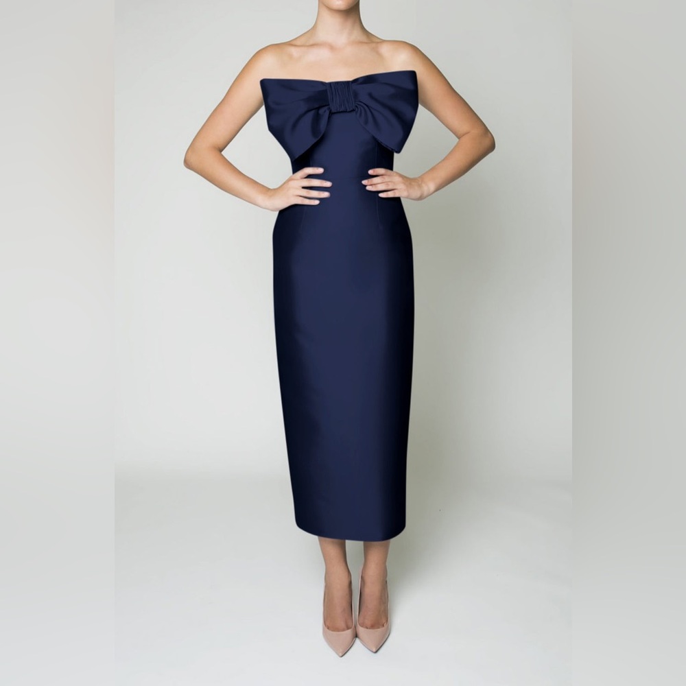 $1495 Alexia María
Signature Collection Bettina Dress size 2